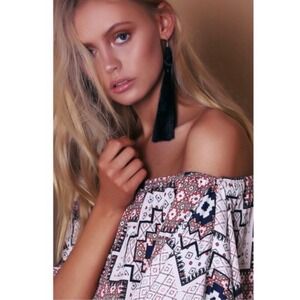 PREMONITION The Label Alluring‎ Tassel Earrings Statement Women Black OS